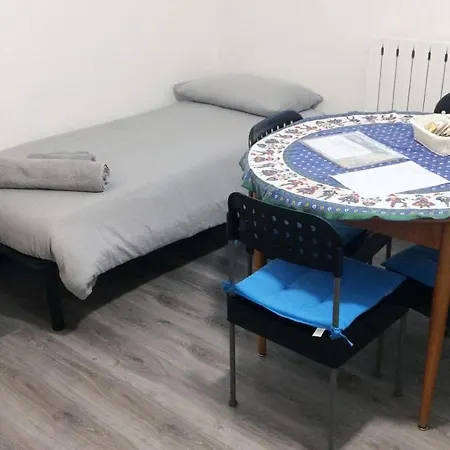 1 Apartment